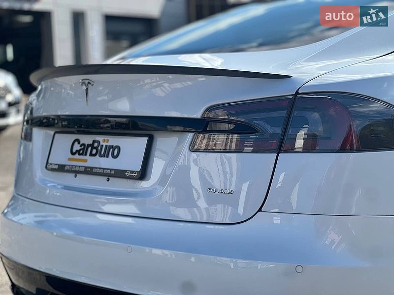 Лифтбек Tesla Model S 2021 в Одессе