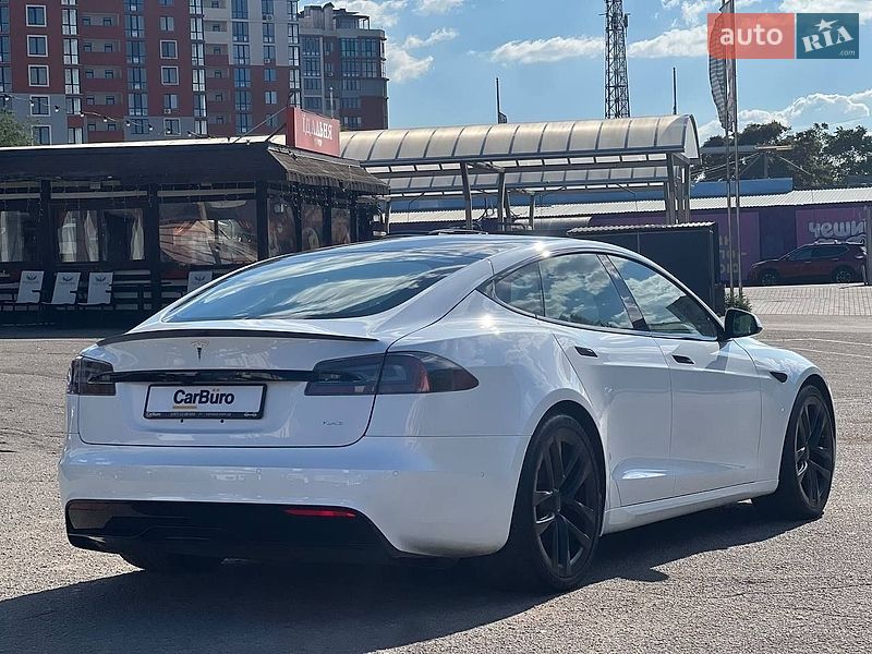 Лифтбек Tesla Model S 2021 в Одессе