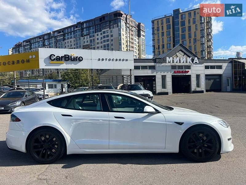 Лифтбек Tesla Model S 2021 в Одессе