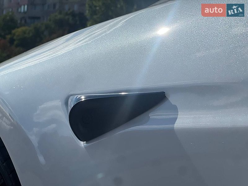 Лифтбек Tesla Model S 2021 в Одессе