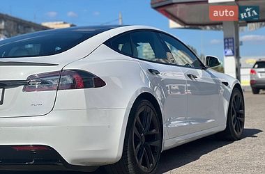 Лифтбек Tesla Model S 2021 в Одессе