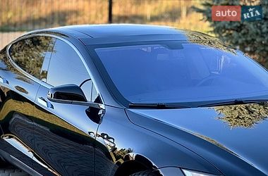 Лифтбек Tesla Model S 2013 в Дрогобыче