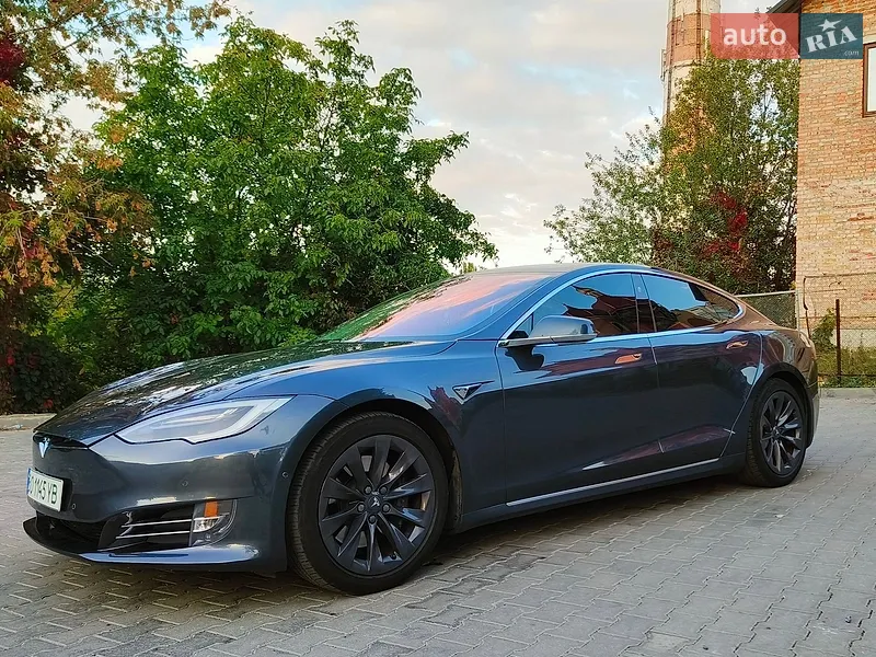 Tesla Model S