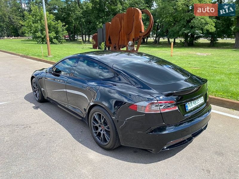 Лифтбек Tesla Model S 2021 в Киеве фото 8 Лифтбек Tesla Model S 2021 в Киеве