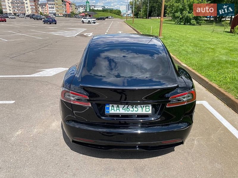 Лифтбек Tesla Model S 2021 в Киеве фото 9 Лифтбек Tesla Model S 2021 в Киеве