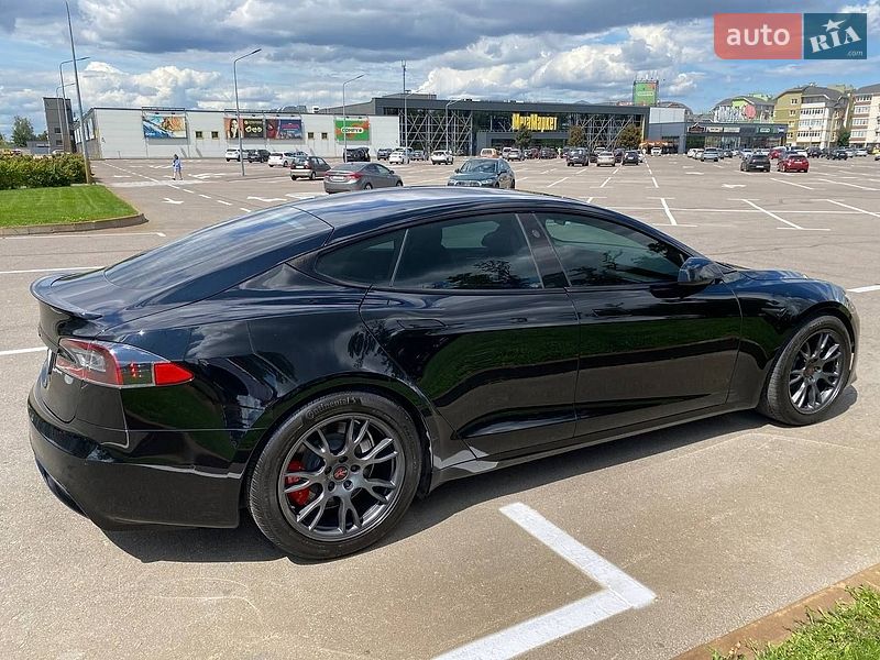 Лифтбек Tesla Model S 2021 в Киеве фото 11 Лифтбек Tesla Model S 2021 в Киеве