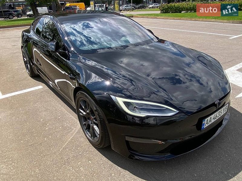 Лифтбек Tesla Model S 2021 в Киеве фото 15 Лифтбек Tesla Model S 2021 в Киеве