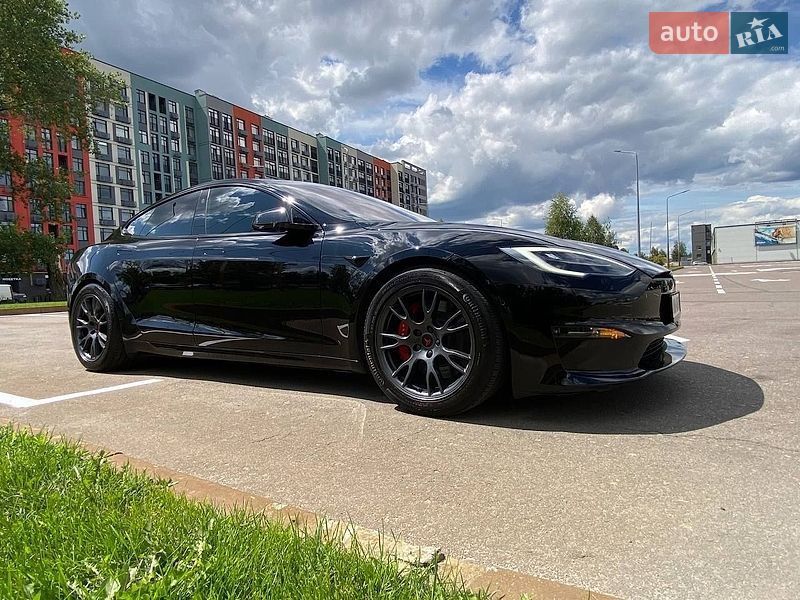Лифтбек Tesla Model S 2021 в Киеве фото 14 Лифтбек Tesla Model S 2021 в Киеве