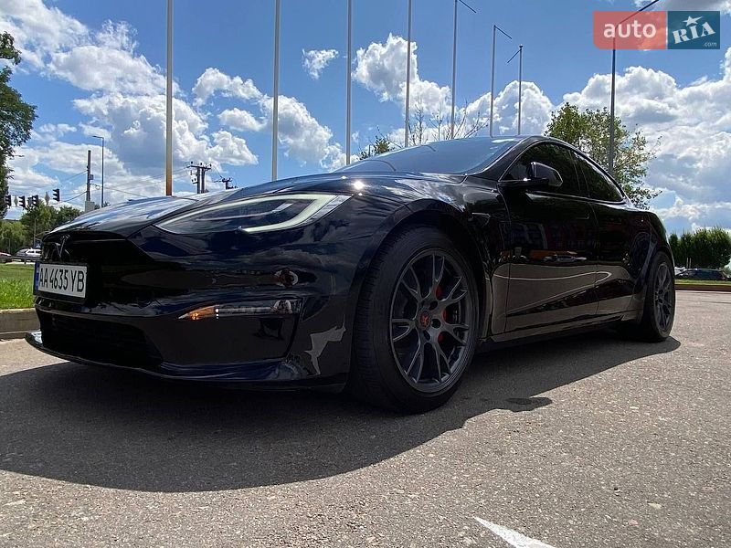 Лифтбек Tesla Model S 2021 в Киеве фото 33 Лифтбек Tesla Model S 2021 в Киеве