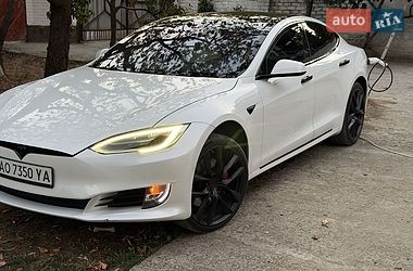Ліфтбек Tesla Model S 2020 в Ужгороді