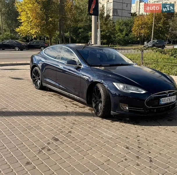 Tesla Model S