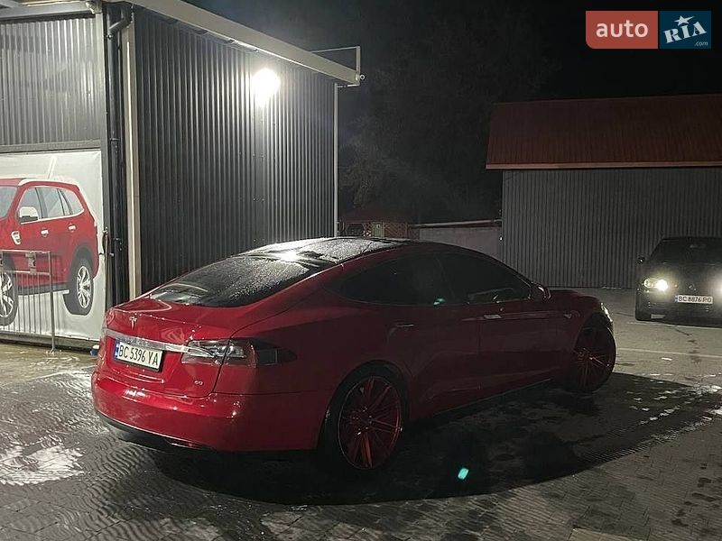 Ліфтбек Tesla Model S 2013 в Перемишлянах