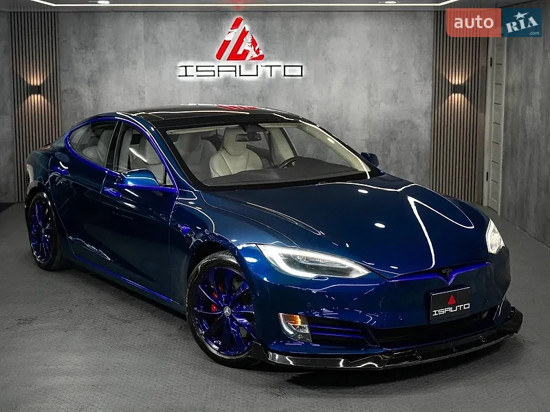 Tesla Model S 2017