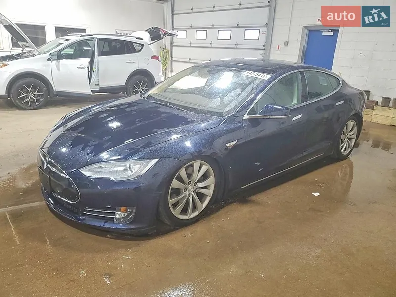 Tesla Model S