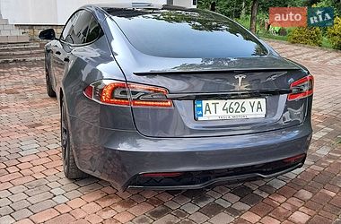 Лифтбек Tesla Model S 2021 в Коломые