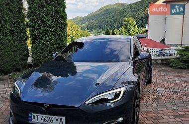 Лифтбек Tesla Model S 2021 в Коломые