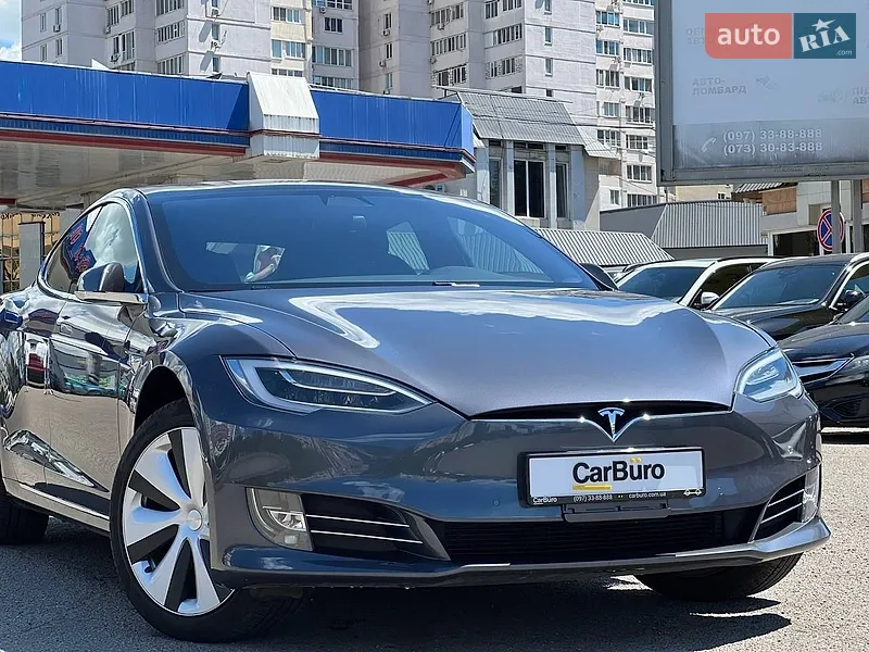 Tesla Model S