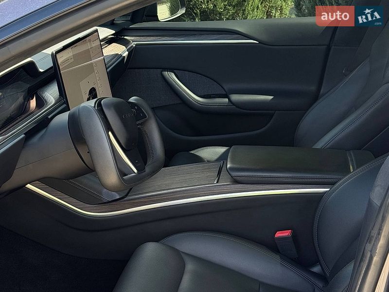 Ліфтбек Tesla Model S 2021 в Дніпрі фото 10 Ліфтбек Tesla Model S 2021 в Дніпрі