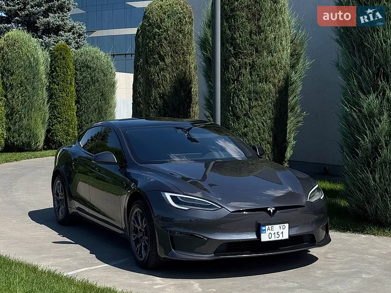 Tesla Model S