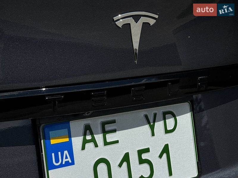 Ліфтбек Tesla Model S 2021 в Дніпрі фото 9 Ліфтбек Tesla Model S 2021 в Дніпрі