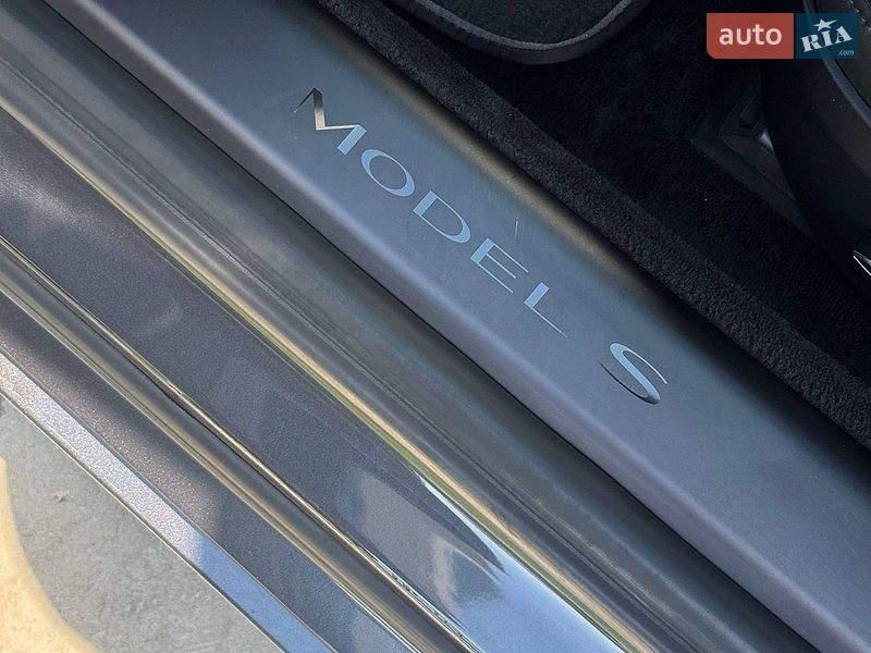 Ліфтбек Tesla Model S 2021 в Дніпрі фото 8 Ліфтбек Tesla Model S 2021 в Дніпрі