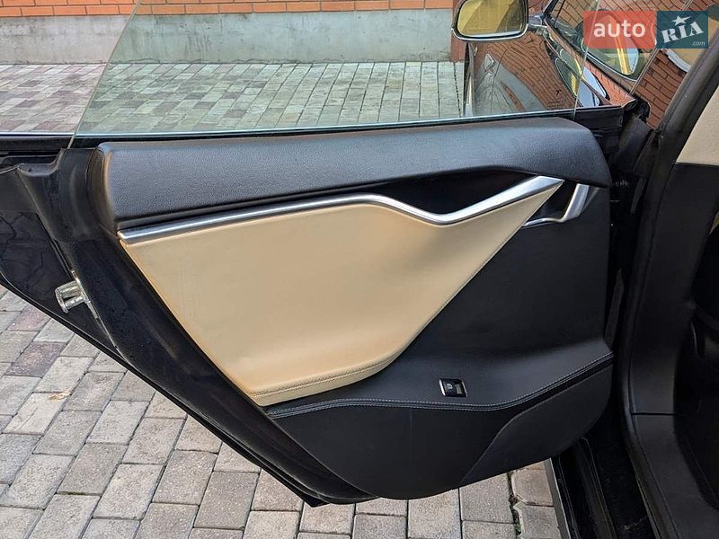 Ліфтбек Tesla Model S 2014 в Ковелі фото 14 Ліфтбек Tesla Model S 2014 в Ковелі