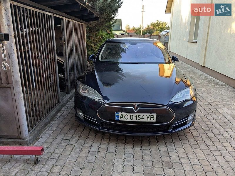 Ліфтбек Tesla Model S 2014 в Ковелі фото 2 Ліфтбек Tesla Model S 2014 в Ковелі