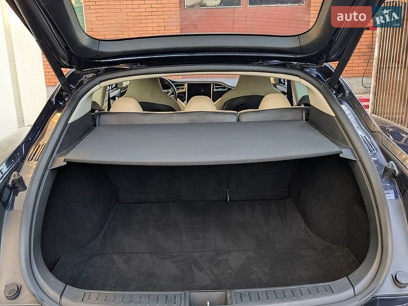Ліфтбек Tesla Model S 2014 в Ковелі фото 16 Ліфтбек Tesla Model S 2014 в Ковелі