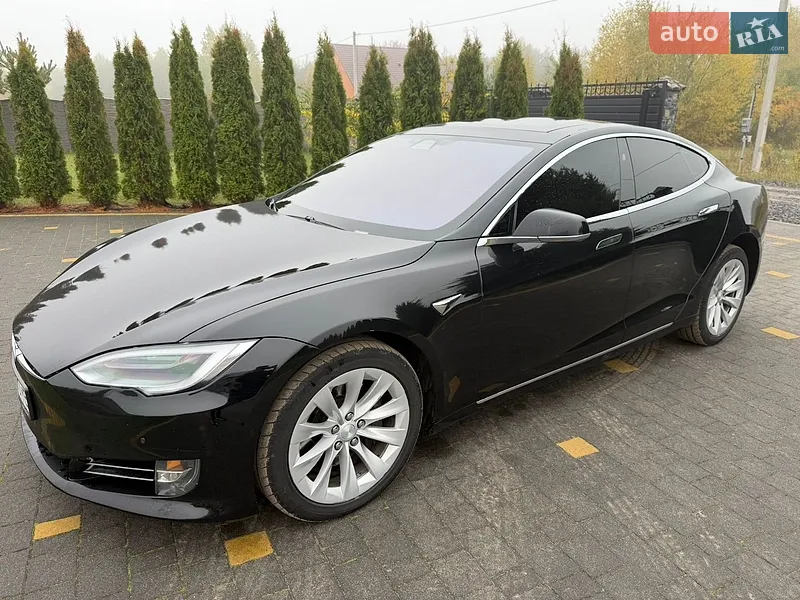 Tesla Model S