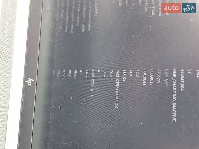 Лифтбек Tesla Model S 2015 в Виннице