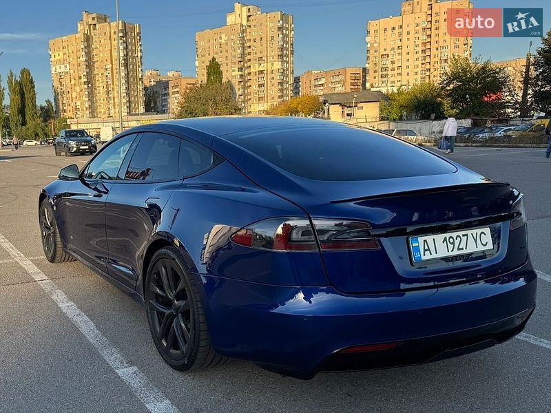 Ліфтбек Tesla Model S 2021 в Києві