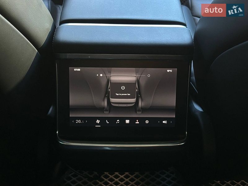 Ліфтбек Tesla Model S 2021 в Києві