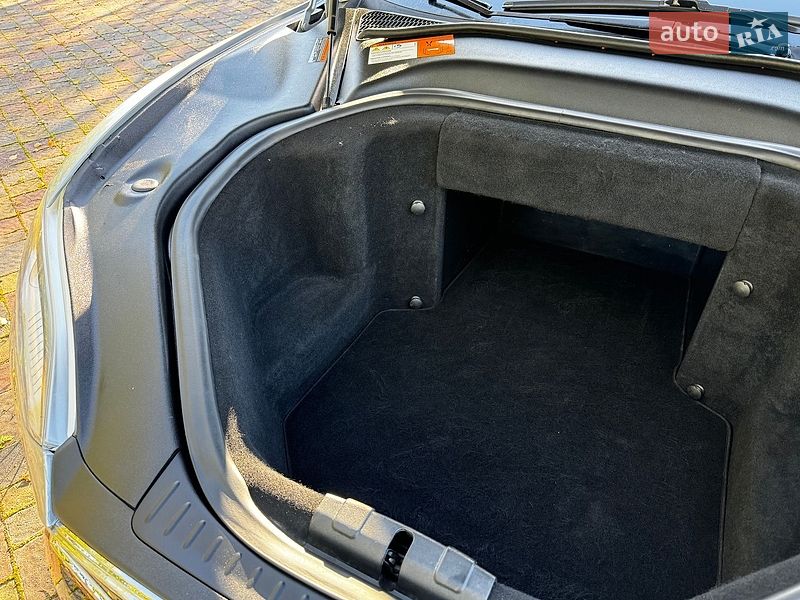 Лифтбек Tesla Model S 2013 в Дрогобыче