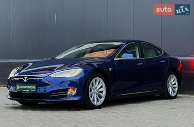 Ліфтбек Tesla Model S 2018 в Києві