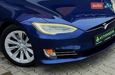 Ліфтбек Tesla Model S 2018 в Києві