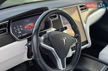 Ліфтбек Tesla Model S 2017 в Львові фото 10 Ліфтбек Tesla Model S 2017 в Львові