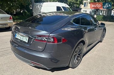 Лифтбек Tesla Model S 2016 в Харькове