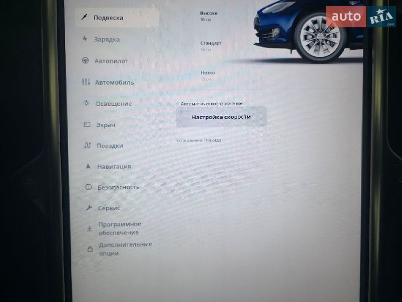 Ліфтбек Tesla Model S 2016 в Києві