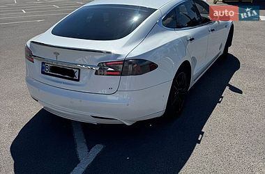 Лифтбек Tesla Model S 2015 в Одессе