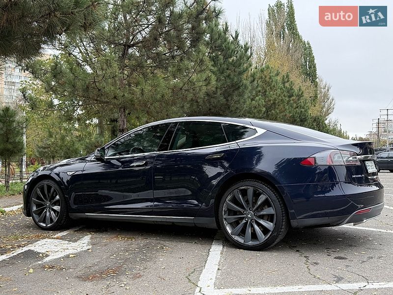 Лифтбек Tesla Model S 2013 в Одессе фото 8 Лифтбек Tesla Model S 2013 в Одессе