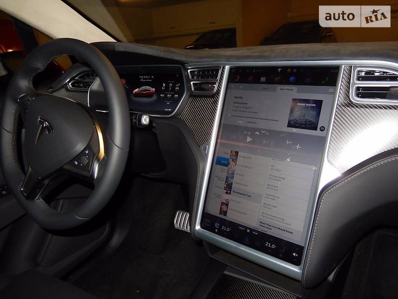 Позашляховик / Кросовер Tesla Model X 2018 в Києві