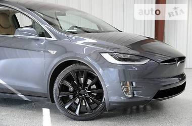 Внедорожник / Кроссовер Tesla Model X 2016 в Киеве