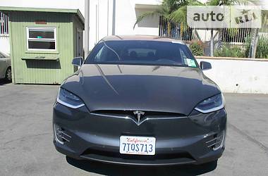 Хэтчбек Tesla Model X 2016 в Киеве