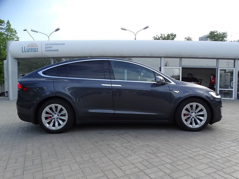Внедорожник / Кроссовер Tesla Model X 2016 в Днепре