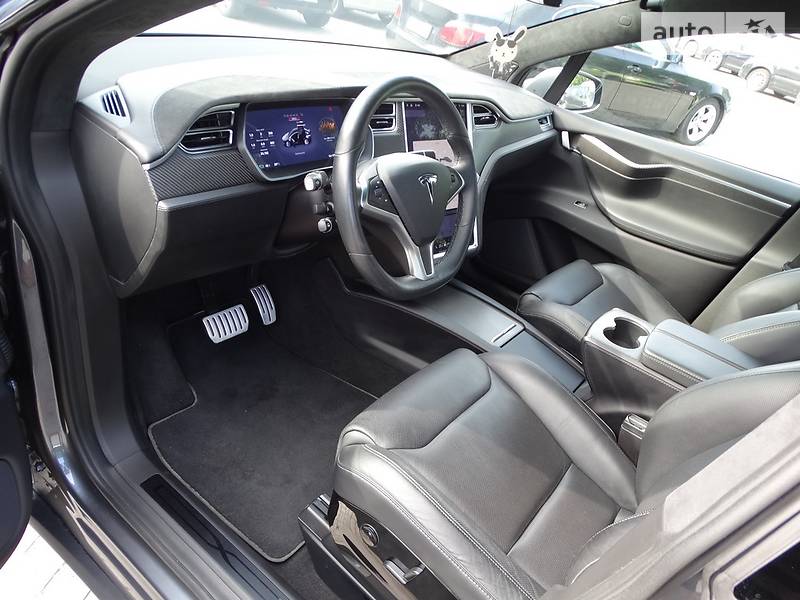 Внедорожник / Кроссовер Tesla Model X 2016 в Днепре