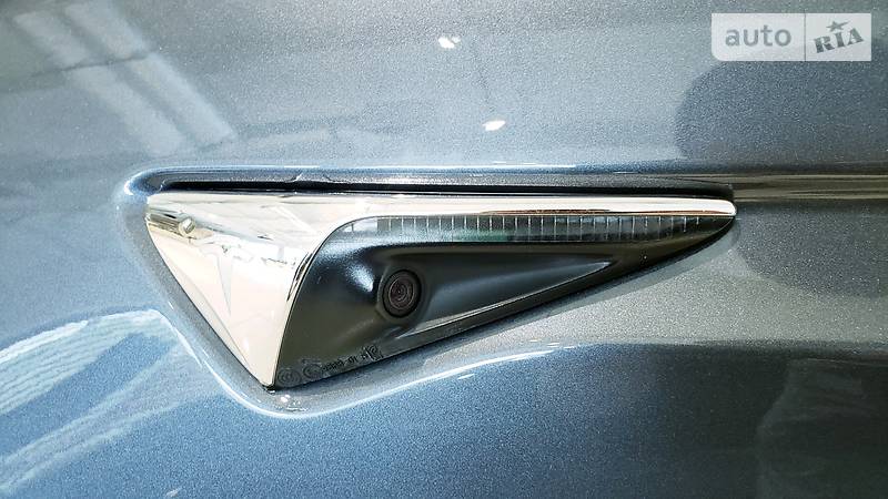 Позашляховик / Кросовер Tesla Model X 2017 в Києві