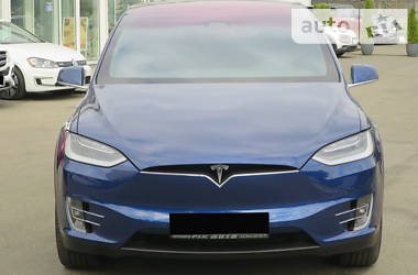 Позашляховик / Кросовер Tesla Model X 2019 в Києві