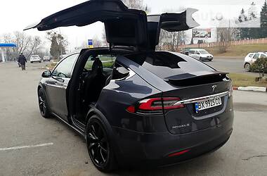 Внедорожник / Кроссовер Tesla Model X 2016 в Хмельницком