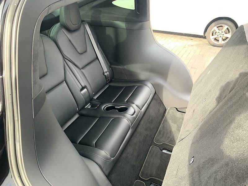 Позашляховик / Кросовер Tesla Model X 2018 в Києві фото 29 Позашляховик / Кросовер Tesla Model X 2018 в Києві