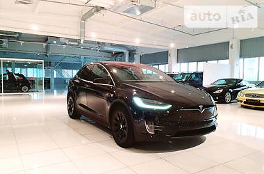 Внедорожник / Кроссовер Tesla Model X 2018 в Киеве